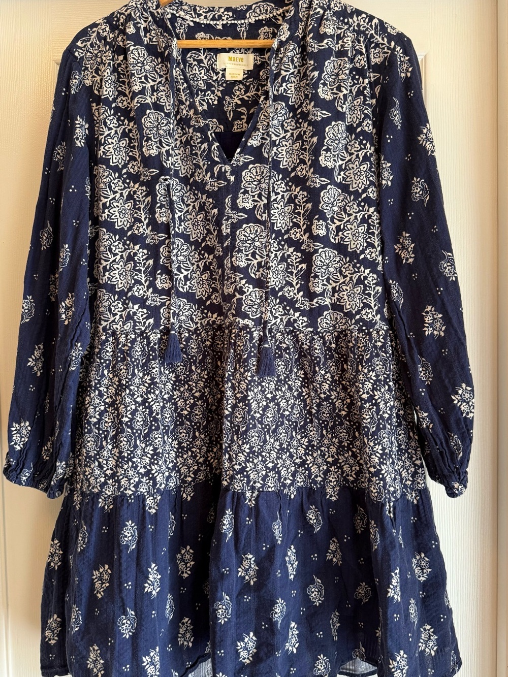 Maeve Tunic Dress Womens Medium Navy Blue Floral Paisley Tiered Tassel V-Neck - Picture 1 of 6